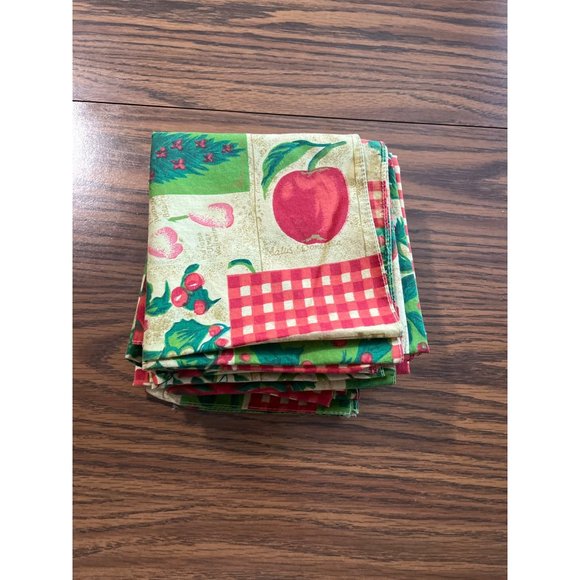 Set of eight holiday apples fruit cloth napkins - Picture 1 of 4